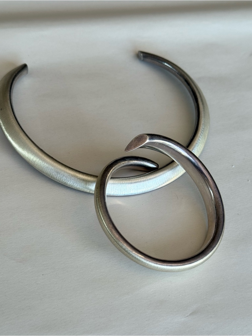 Sleek Silver-Tone Open Cuff Bracelet and Collar Necklace Set